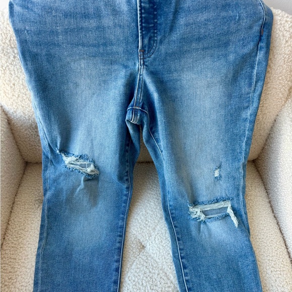 Express Medium Wash Distressed High Rise Skinny Jeans Size 14 Short - Picture 7 of 7